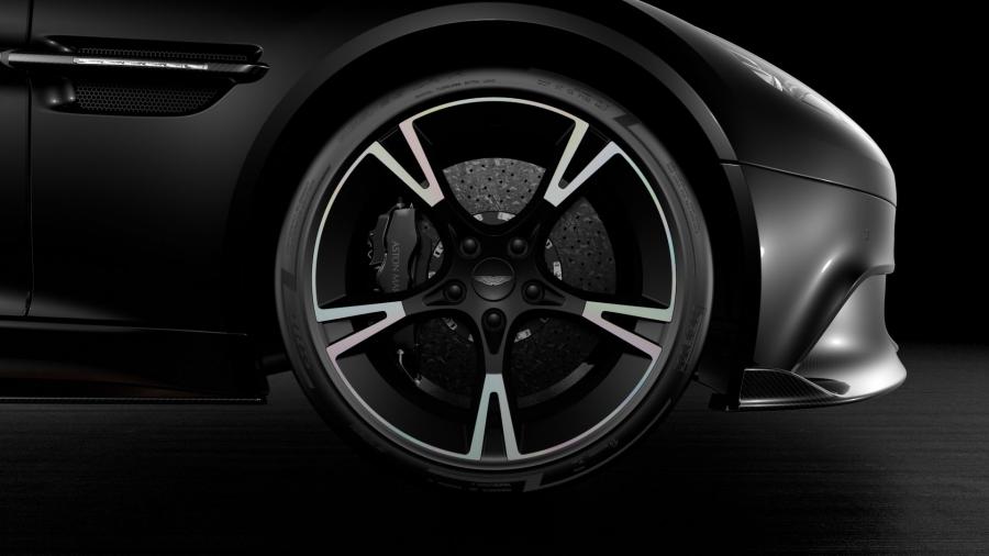 Колеса Aston Martin Vanquish S Ultimate 2017 года  (фото 3 из 6)